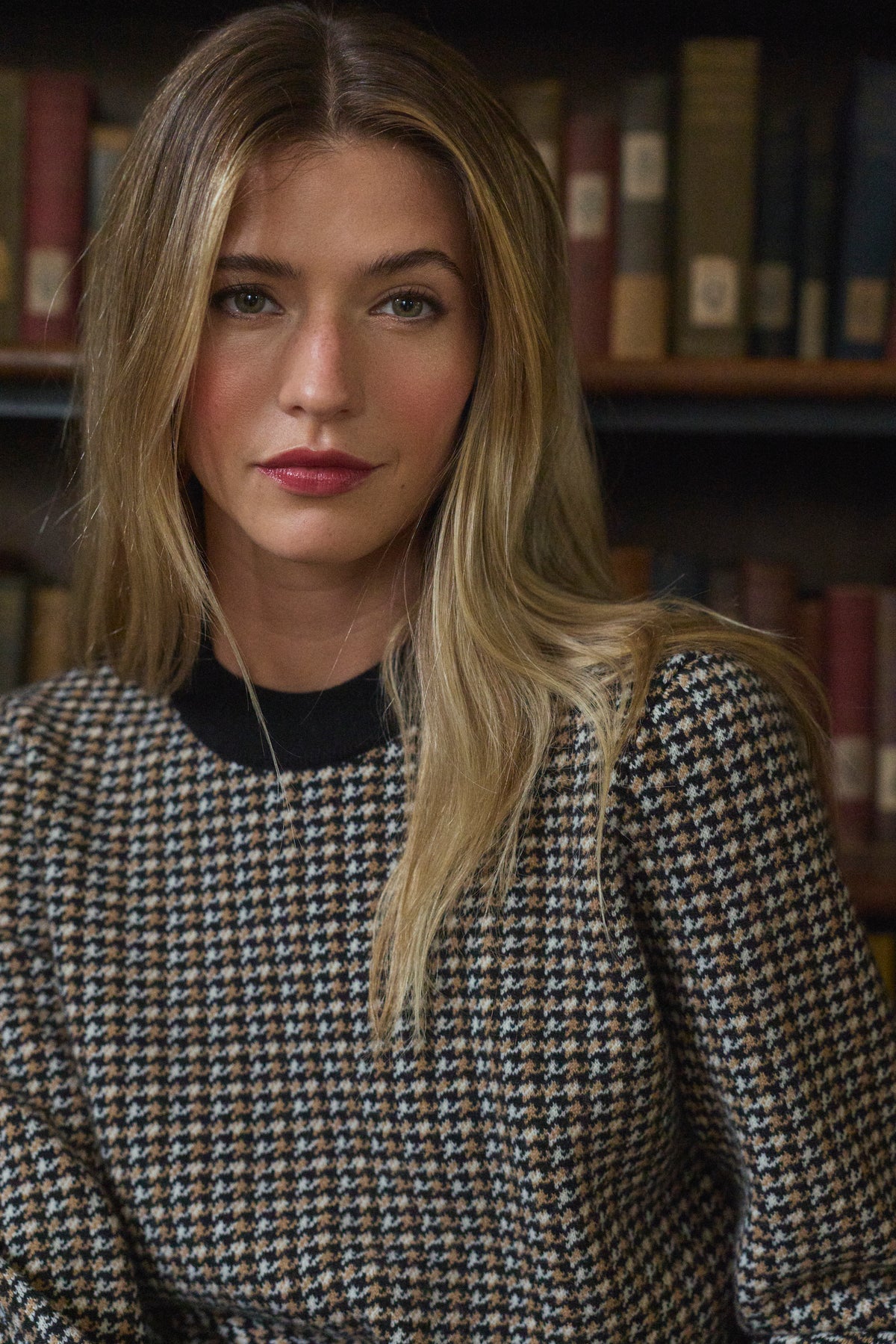 Cropped Cashmere Crew