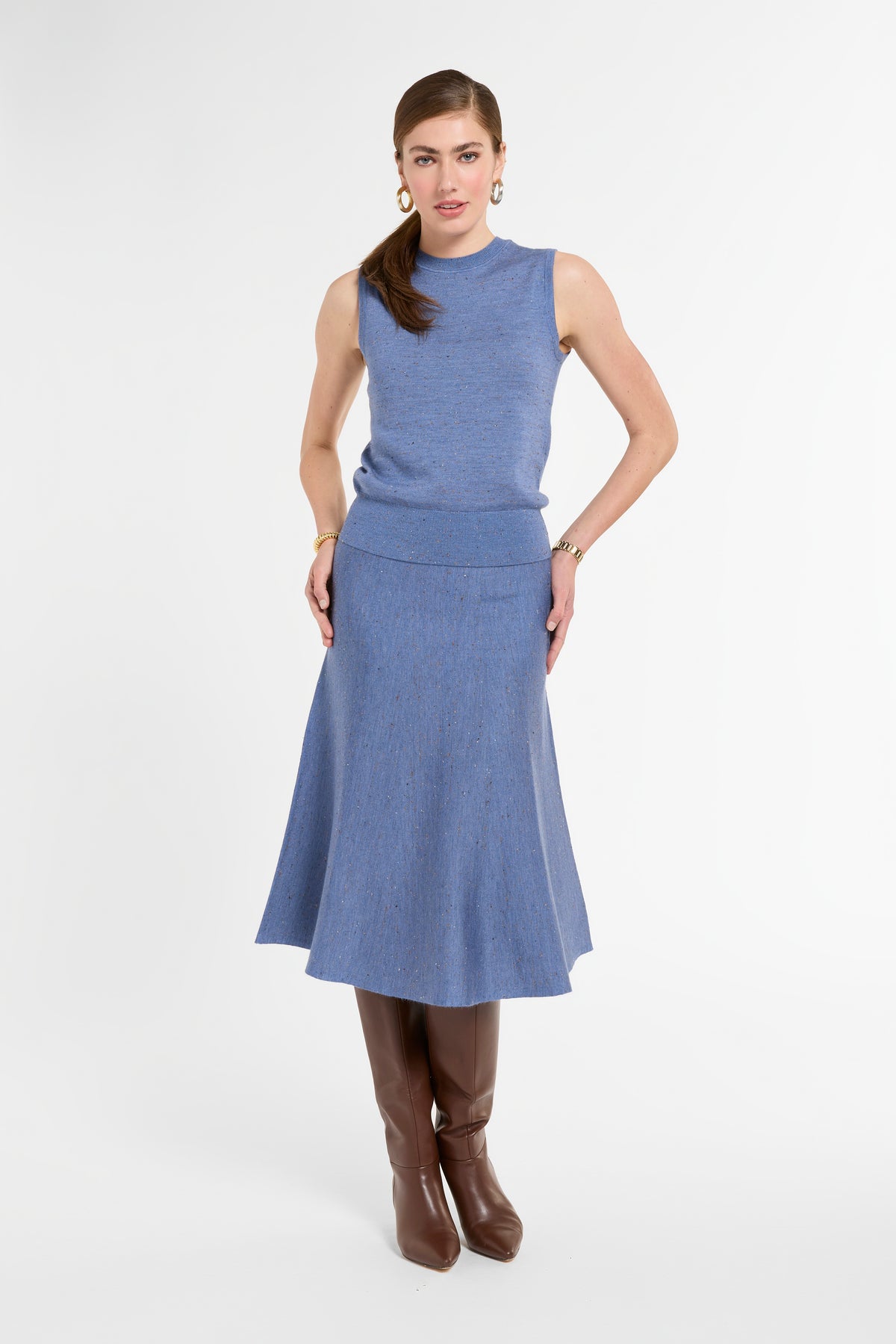 Shell in Delft Multi, front view | Eleanor Leftwich
