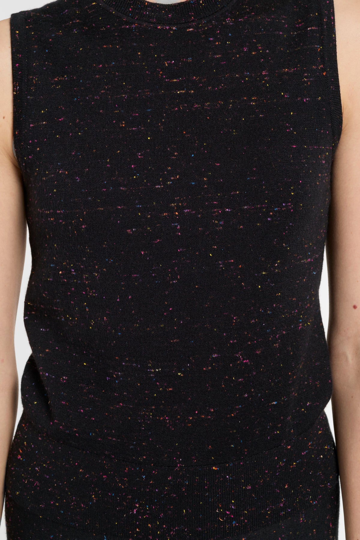 Shell in Onyx Multi, close-up detail | Eleanor Leftwich