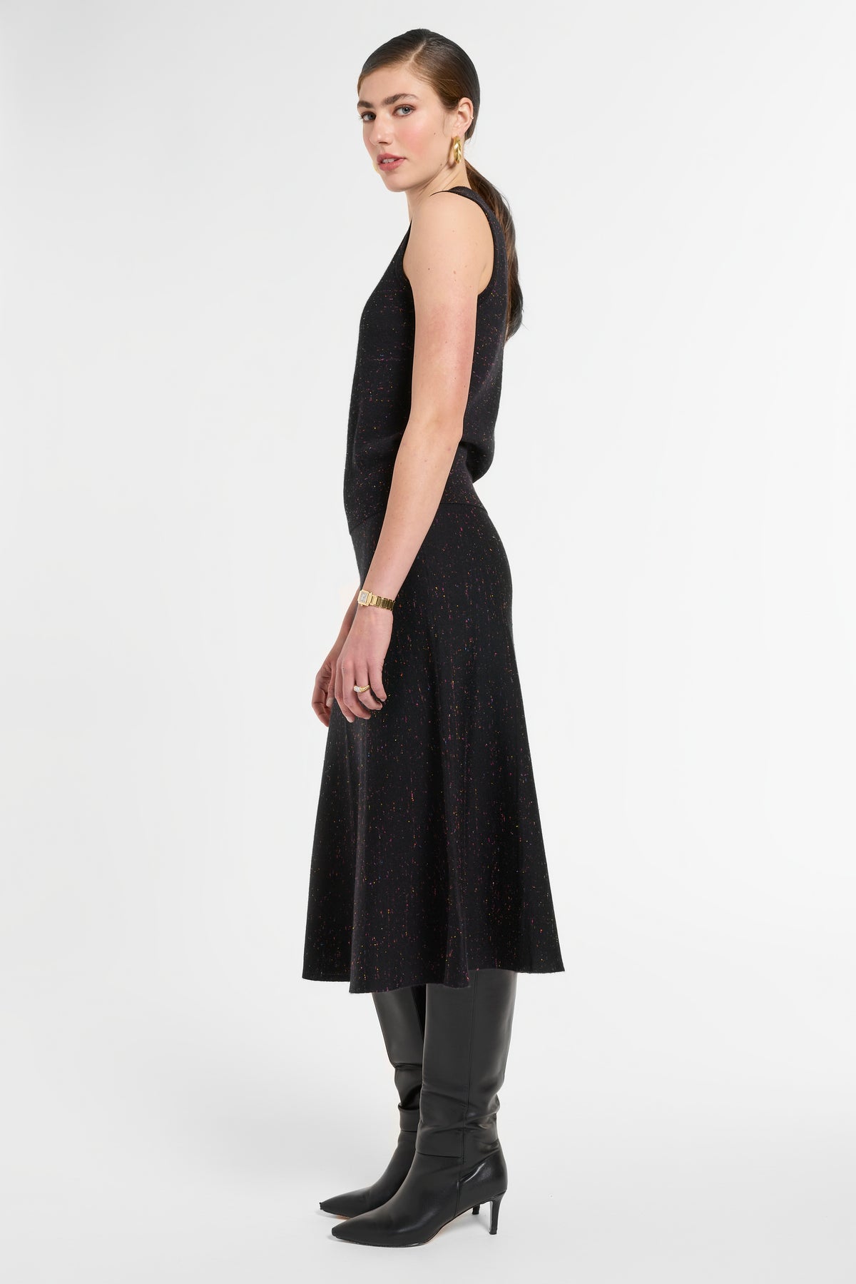 Shell in Onyx Multi, side view | Eleanor Leftwich
