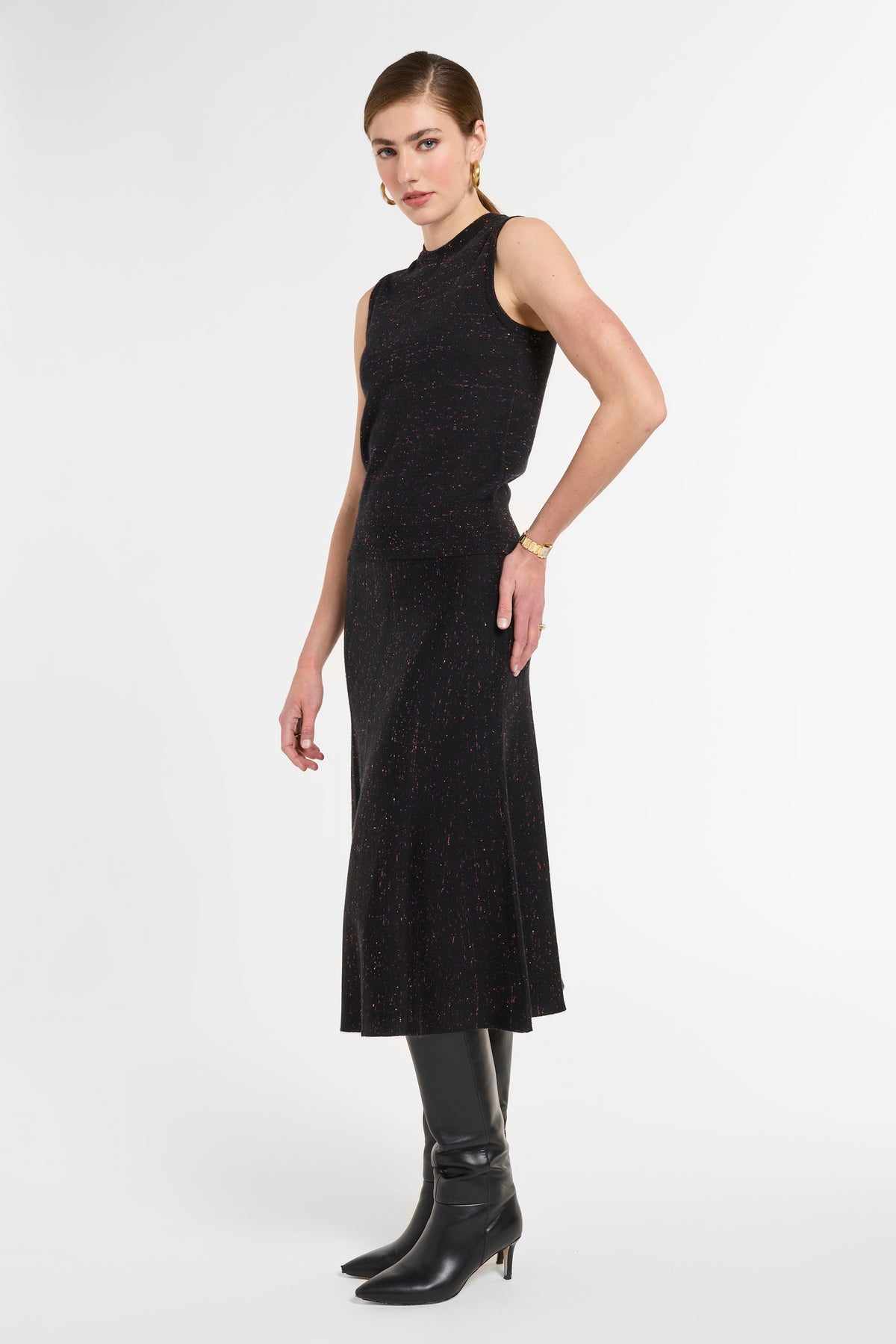 Shell in Onyx Multi, side view | Eleanor Leftwich