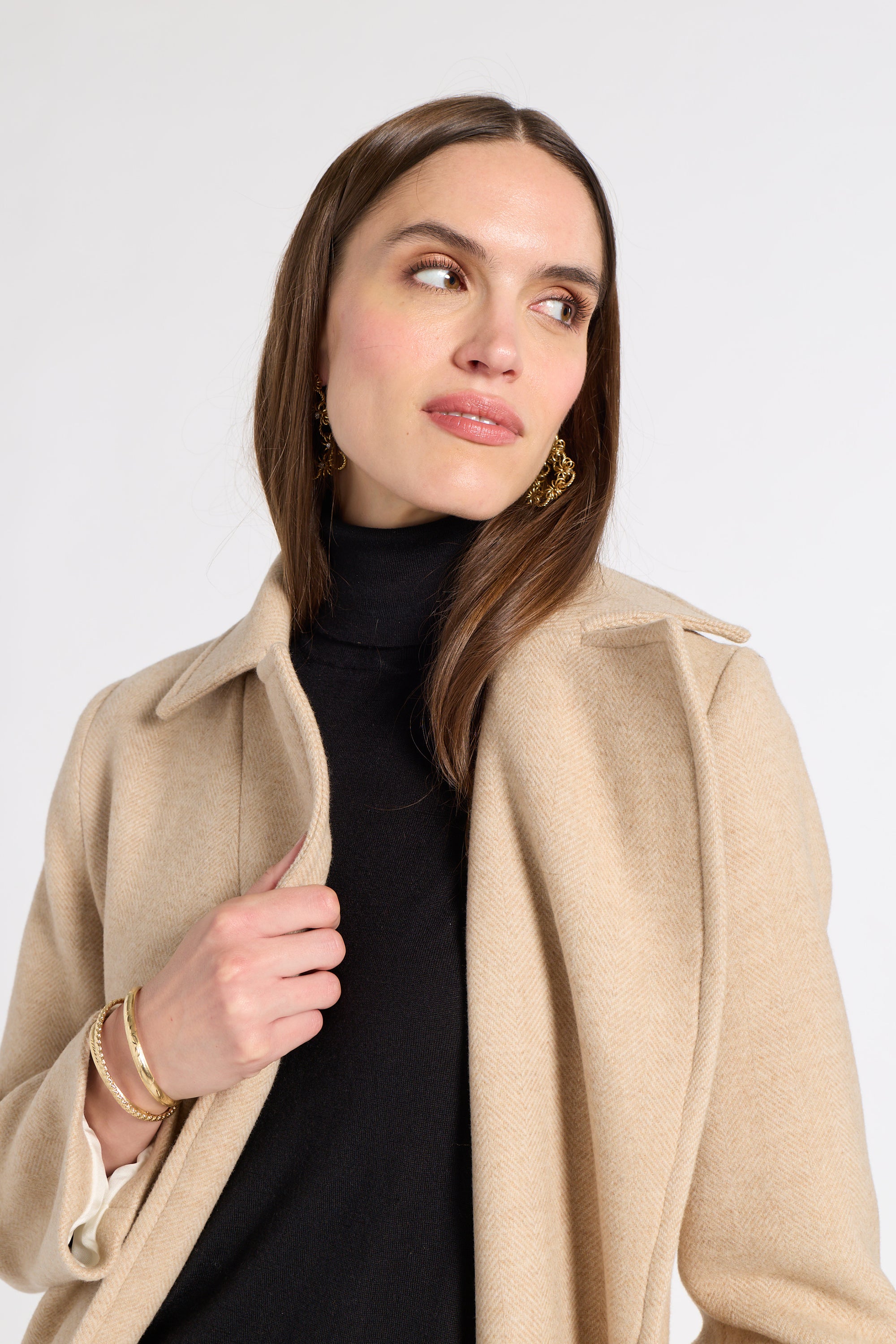 Anne Coat