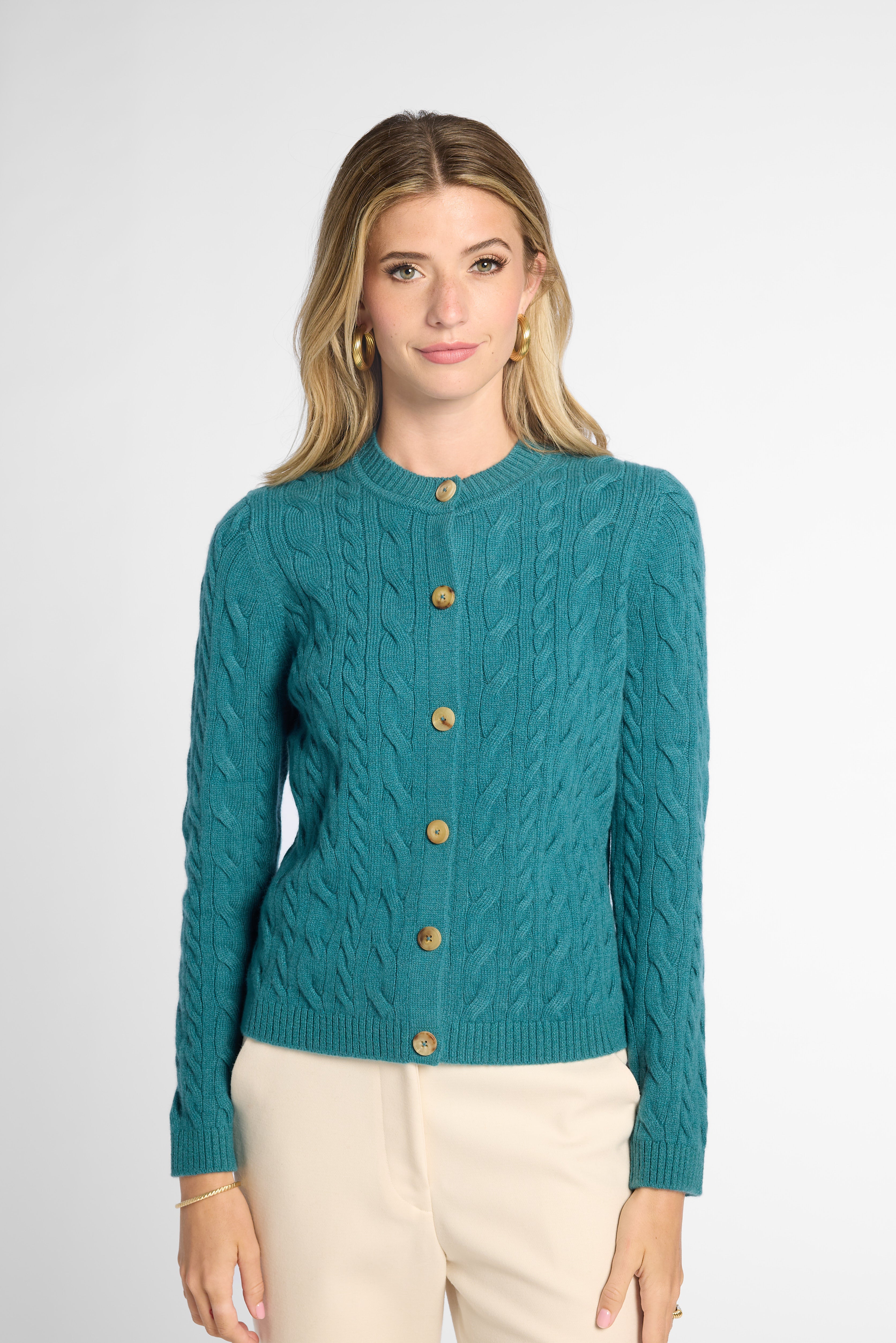The Cashmere Cable Knit Cardigan Shell in Emerald Green. – Eleanor