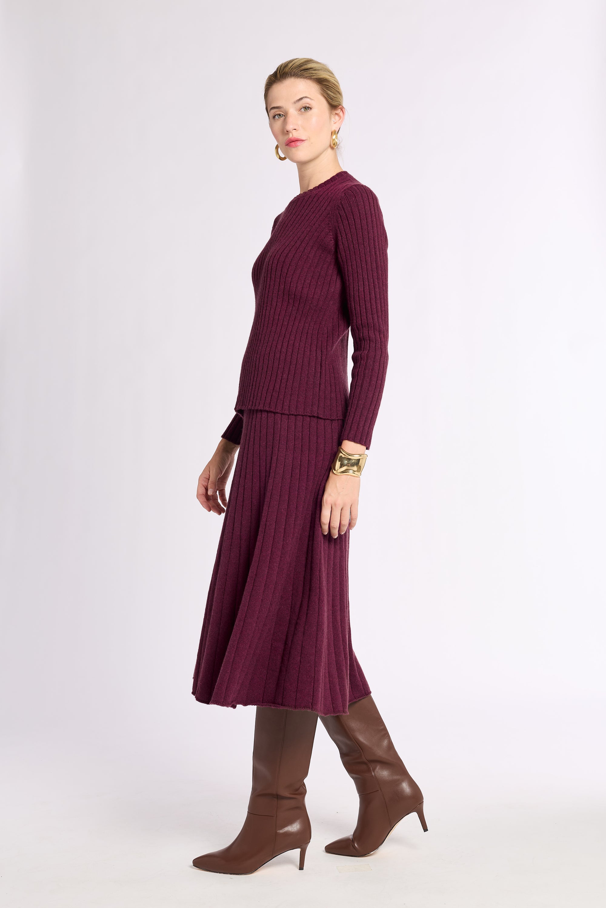 Ribbed Cashmere Flared Skirt