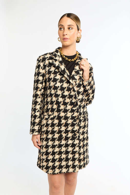 Elizabeth Coat