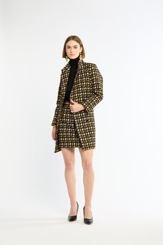 Elizabeth Coat