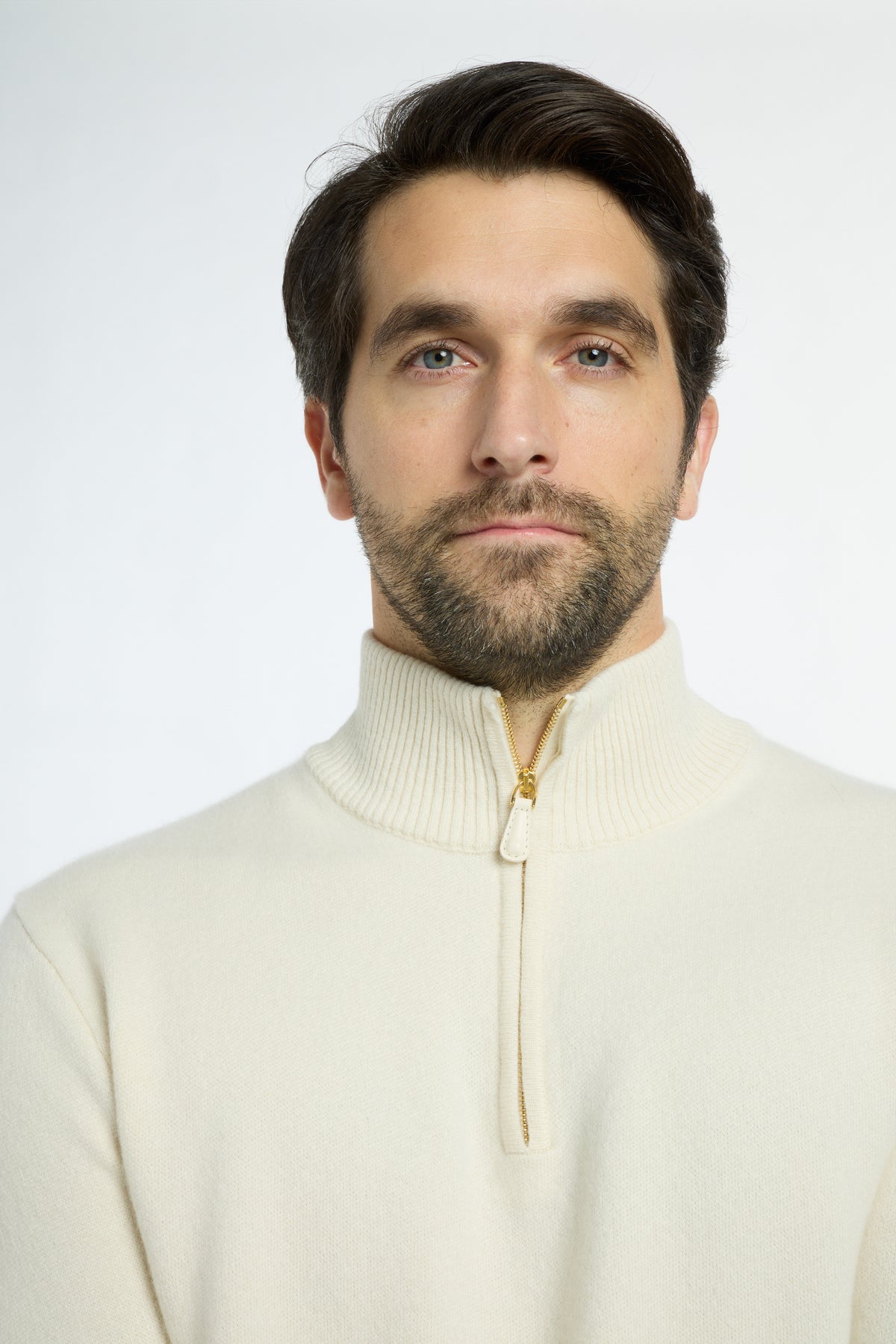 Men’s Baby Cashmere Quarter-Zip in Cream, close-up detail
