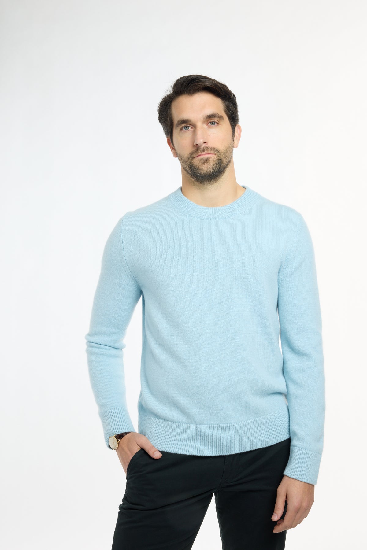 Men’s Classic Cashmere Crewneck in Sky Blue, front view